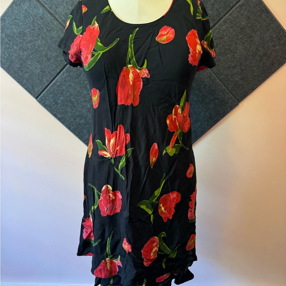 Vintage 90’s Chic Black and Red Mini Dress